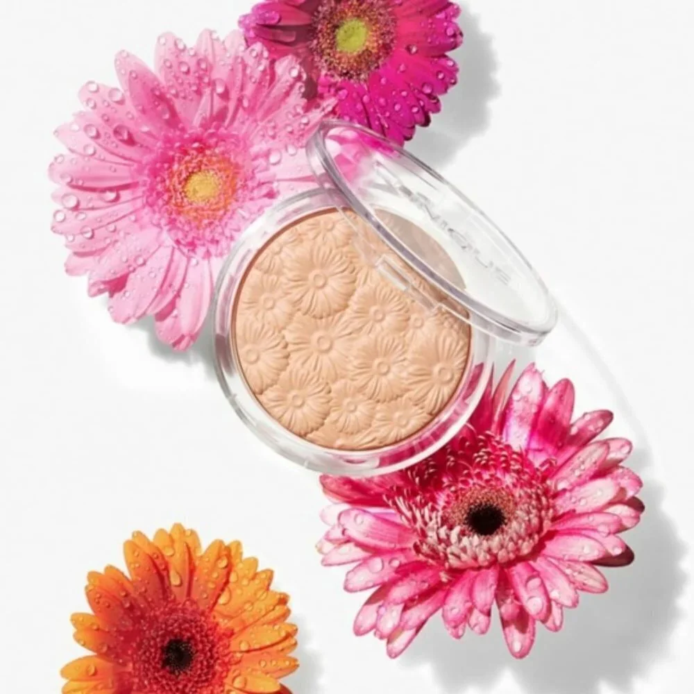 NEW Clinique Flower Lunar Pop Powder Highlighter